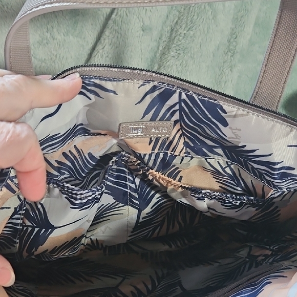 Lug ALTO Tote Bag in Pearl Gray Matte Luxe - Picture 2 of 5